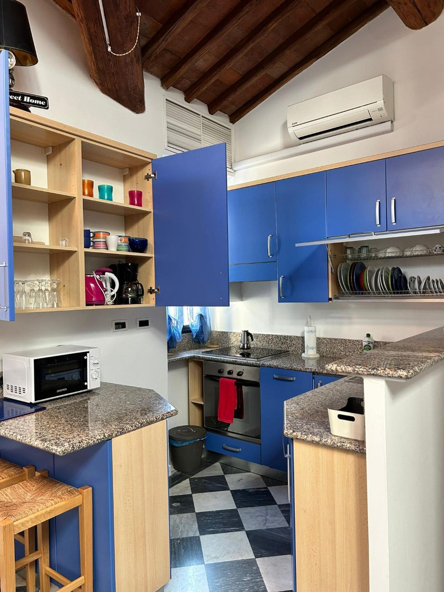 Presto Apartment *